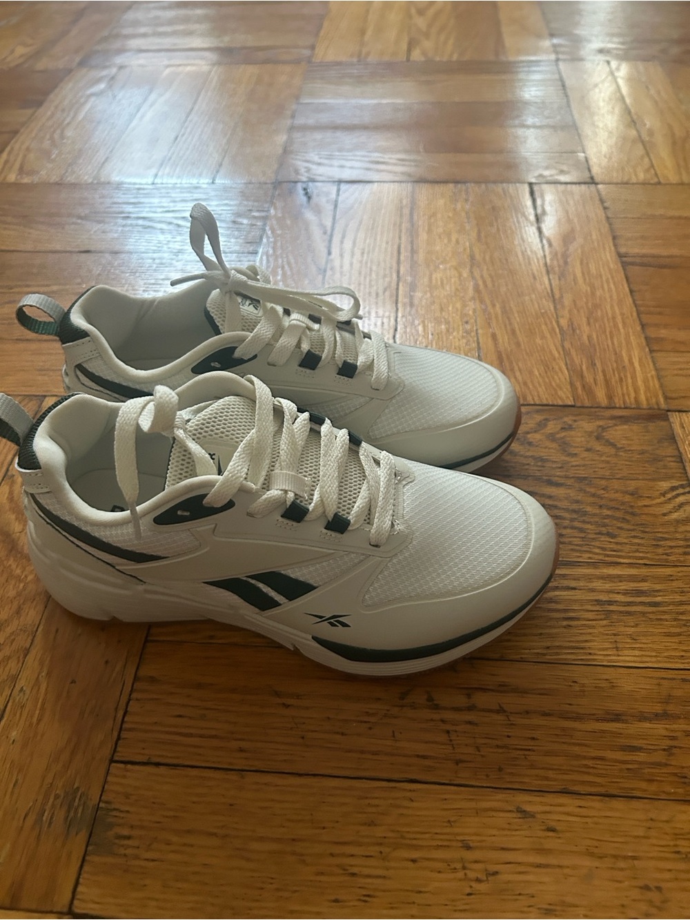 Reebok Sneakers